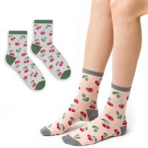 sokken met kersen en geen naadjes op de tenen