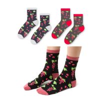 korte sokken voor dames met rode bessen